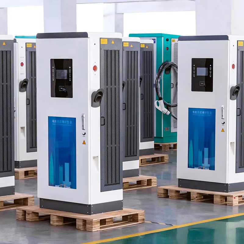 محطة شحن سيارات كهربائية من ال - مراجعة Fast Ev Charger وسعره